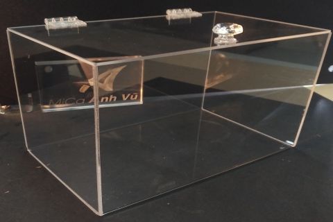 Hộp đựng bằng mica